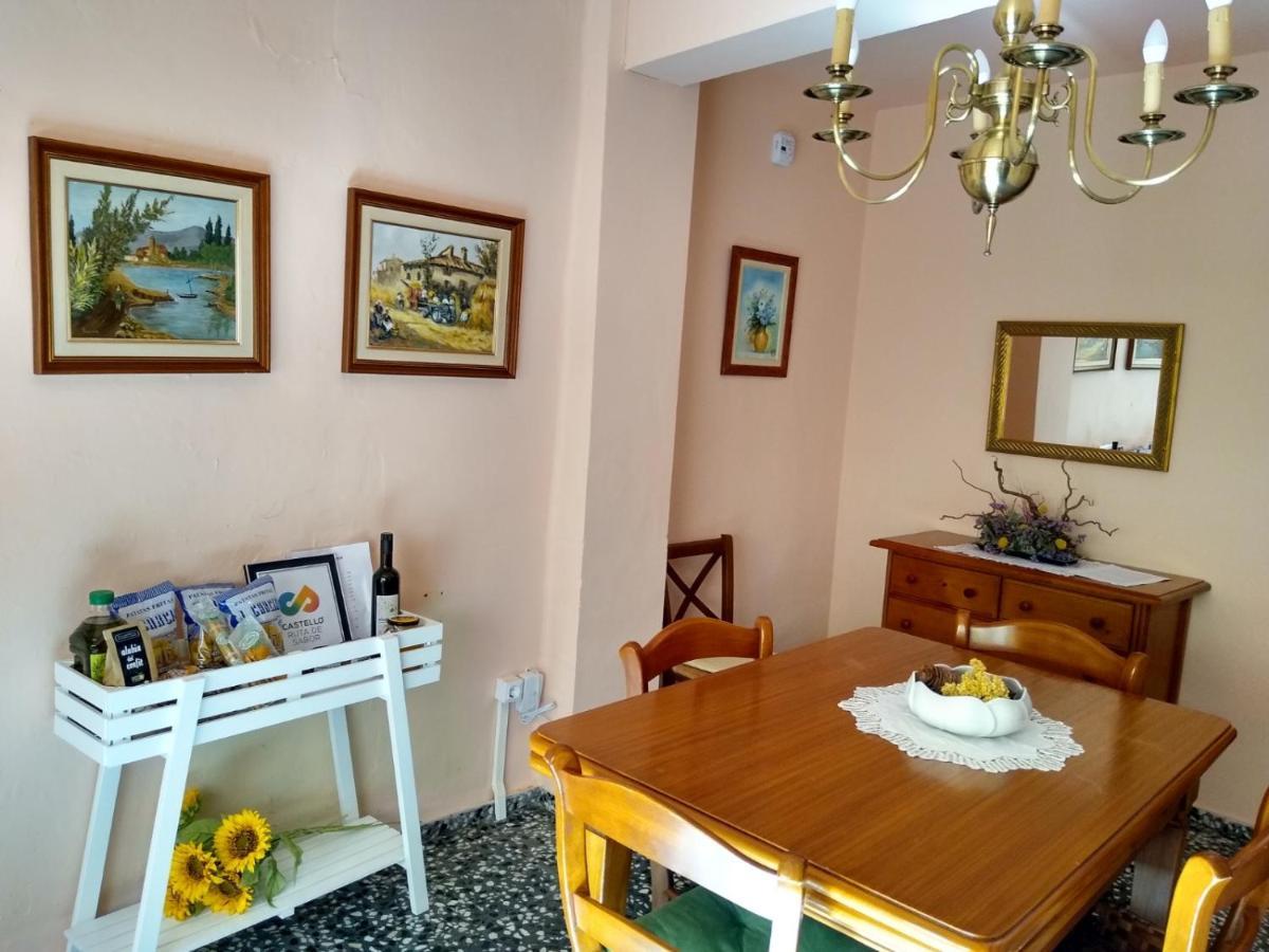 Casa De Amparo Y Jose Manuel Guest House Pavies Exterior photo