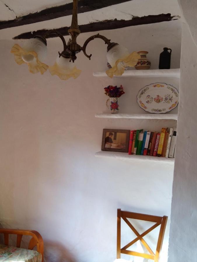 Casa De Amparo Y Jose Manuel Guest House Pavies Exterior photo