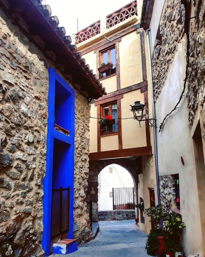 Casa De Amparo Y Jose Manuel Guest House Pavies Exterior photo
